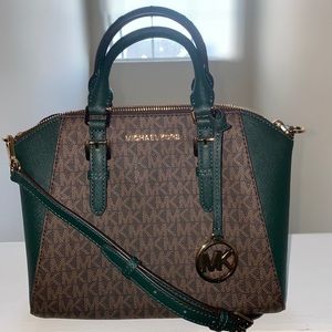 Michael Kors md Ciara Satchel